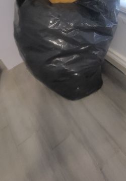 Bolsa grande de ropa para niña size 10,12,14 de verano. invierno. chamarras y algunos zapatos