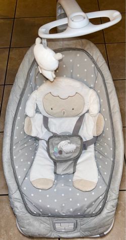 Ingenuity 2-in-1 Lightweight Rocker and Baby Bouncer