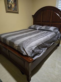 Queen bed and dresser