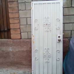 Puertas De Metal Sencillas Reforzadas Para Casa 32 X  80 36  X  80 Este De Los Ángeles