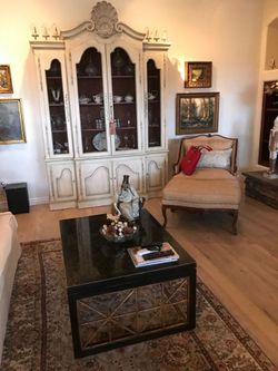 China Cabinet/Hutch