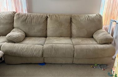 Comfortable Beige Microfiber sectional & recliner set
