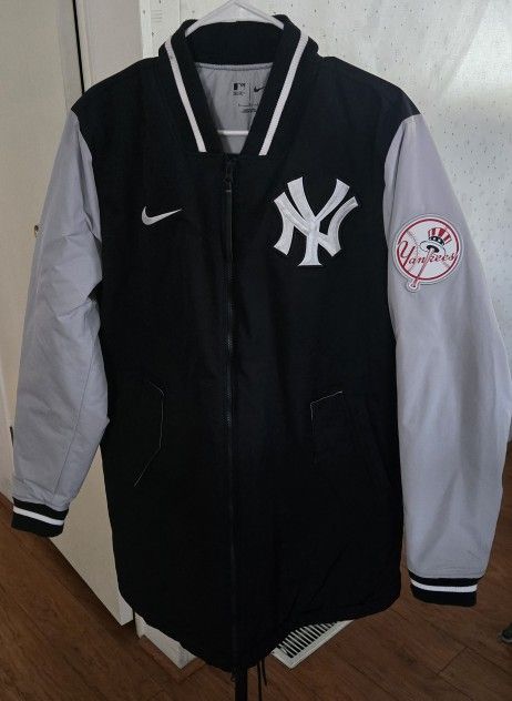Yankees Long Coat Men's Medium 