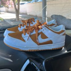 nike dunks size 9