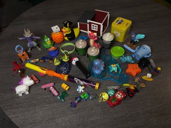 Assorted action figures