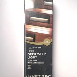 Hampton Bay deck step light