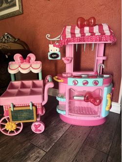 Hello kitty kitchen
