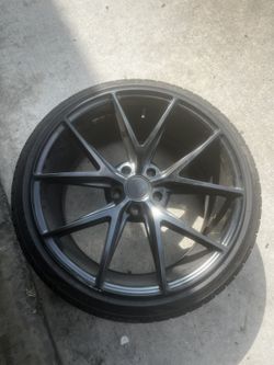 2 Niche M117 Misano Wheels