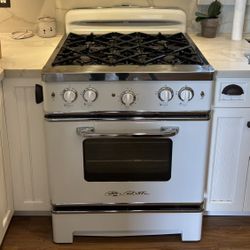 Fully Restored Big Chill 30” Retro Gas Range + Matching Hood (White + Chrome) $4500 OBO