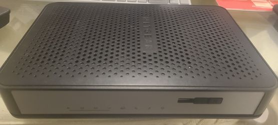 Netgear – CG3000Dv2 – DOCSIS® 3.0 Wireless-N Cable Modem Router Gateway Only