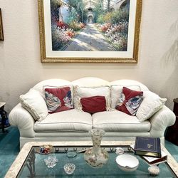 Elegant Drexel Heritage Camelback Sofa – Special Ordered wmith Custom Upholstery and Couch Pillows