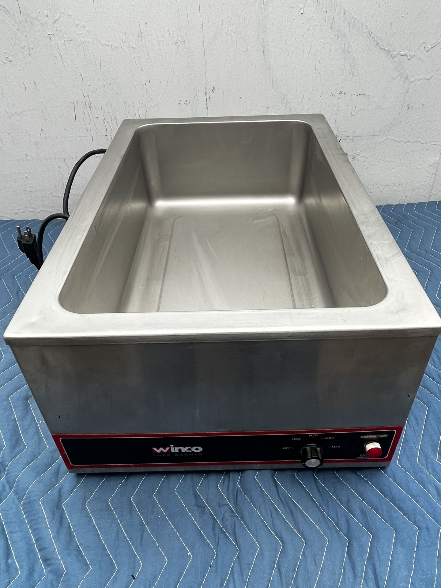 Winco FW-S500 Commercial Portable Steam Table Food Warmer 120V 1200W