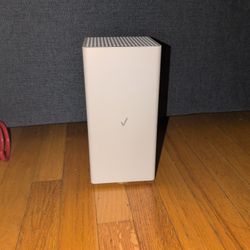 Verizon Router Package CR1000A