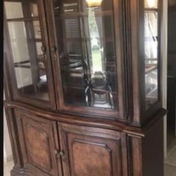 China Cabinet 