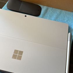 Microsoft Surface Pro 7+