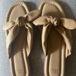 New Sandals Size 10