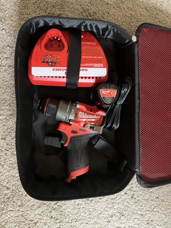 12 Volts Milwaukee Fuel