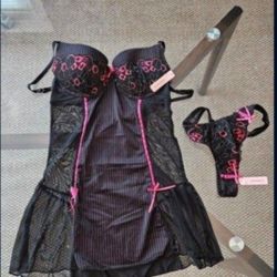 Lingerie Set - Brand New With Tags - Size Small