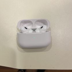 Airpod Pro 2nd Generation Wireless Charging Case