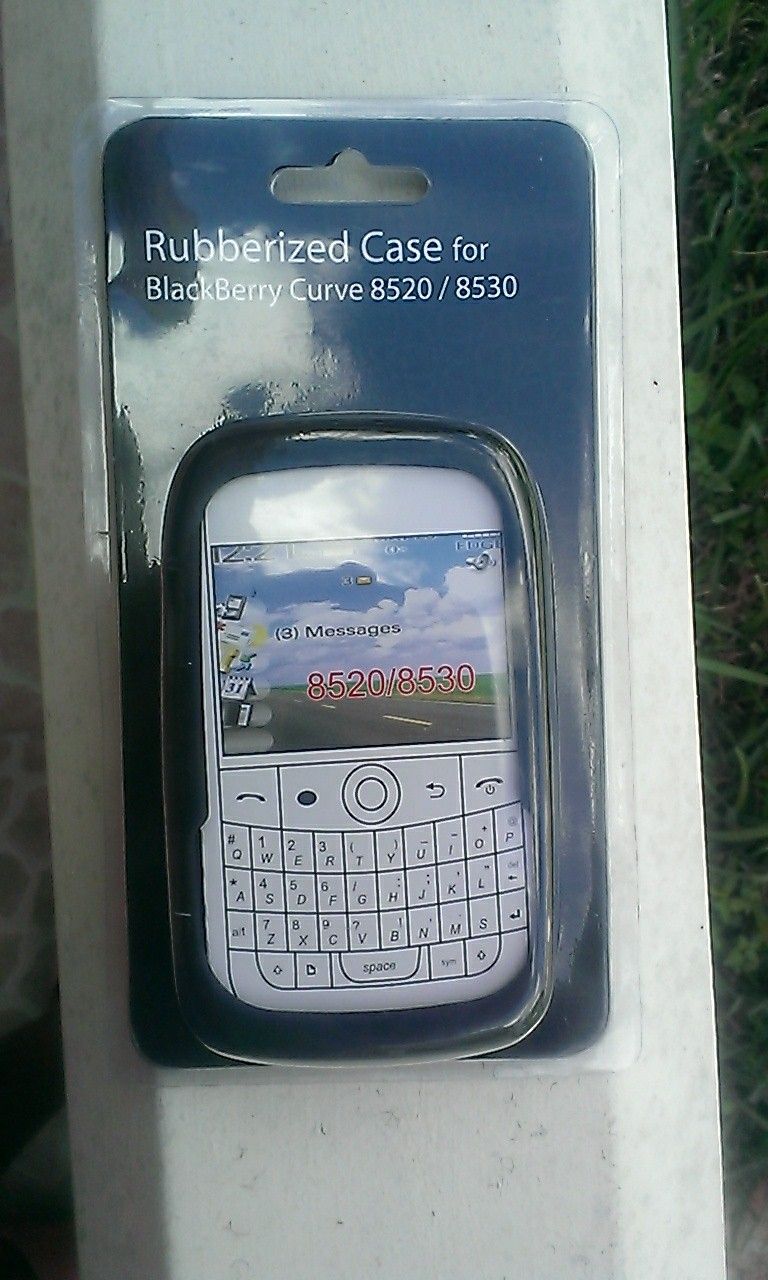 Rubber Case for BlackBerry Curve 8520/8530 (BLACK)