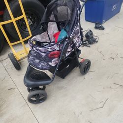 Pet Stroller Used For My Little Kitty 