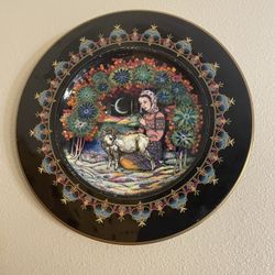 Villeroy & Boch “ Russian Fairy Tales” Collector’s Plate “ Alyonuska”