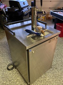 Beverage Air 2 tap kegerator