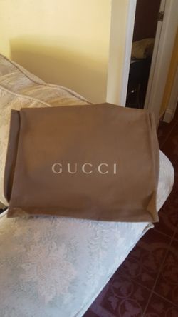 dust Gucci bag
