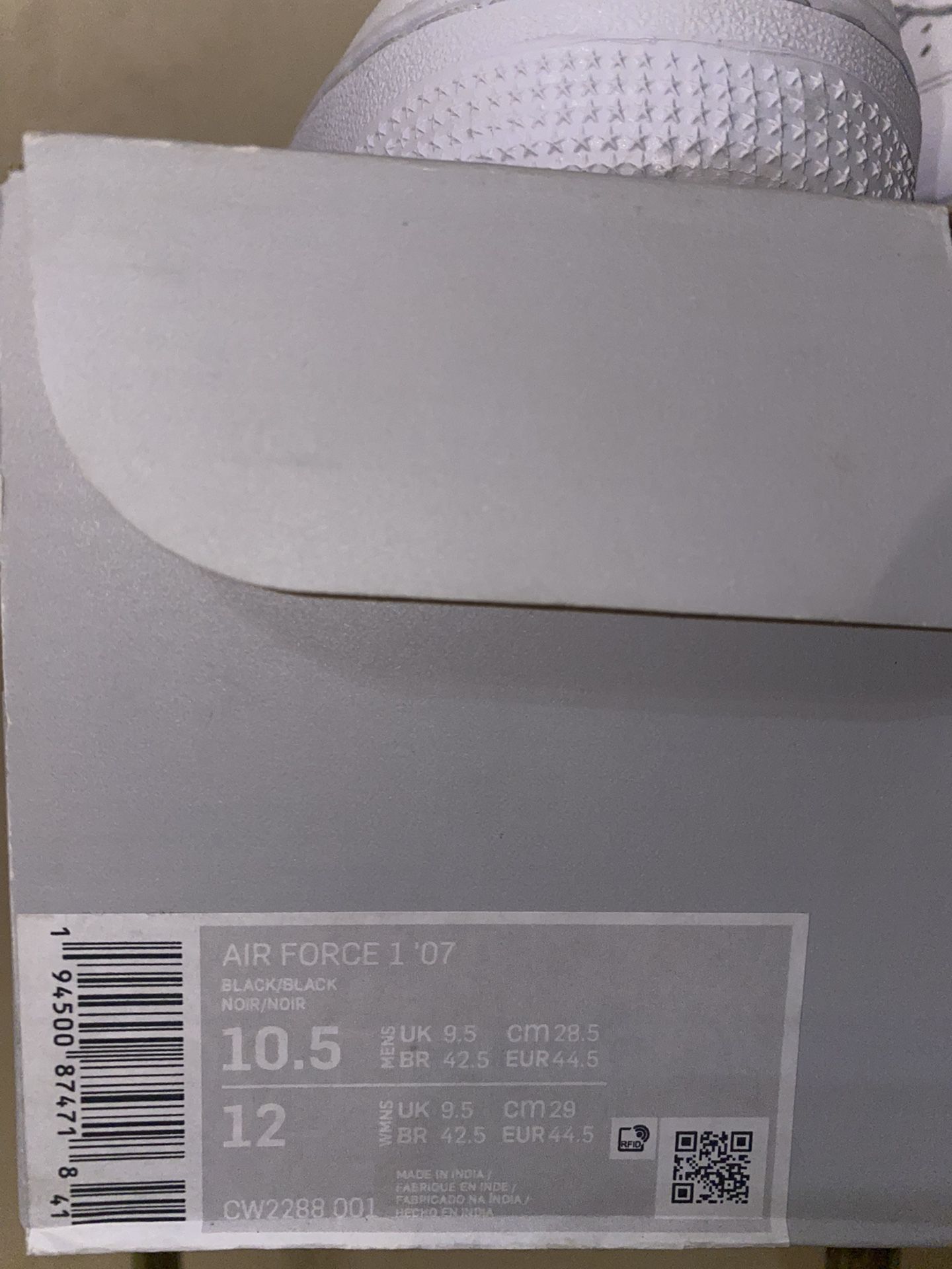 Nike Air Force 1 Size 10.5 White Original Box 