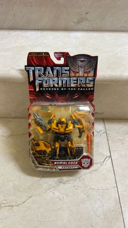 NIB Transformers Bumblebee Deluxe Class