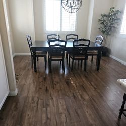 Elegance Wood Dining Table