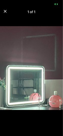 Vanity mirror