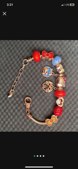 Hello Kitty Charm Bracelet ( Read Description)