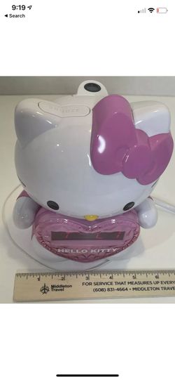 Mini Hello Kitty Point-of-Purchase Display – Fixtures Close Up