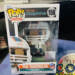 Miami Dolphins NFL Tua Tagovailoa Away Uniform Pop! Football Vinyl Figure #158 