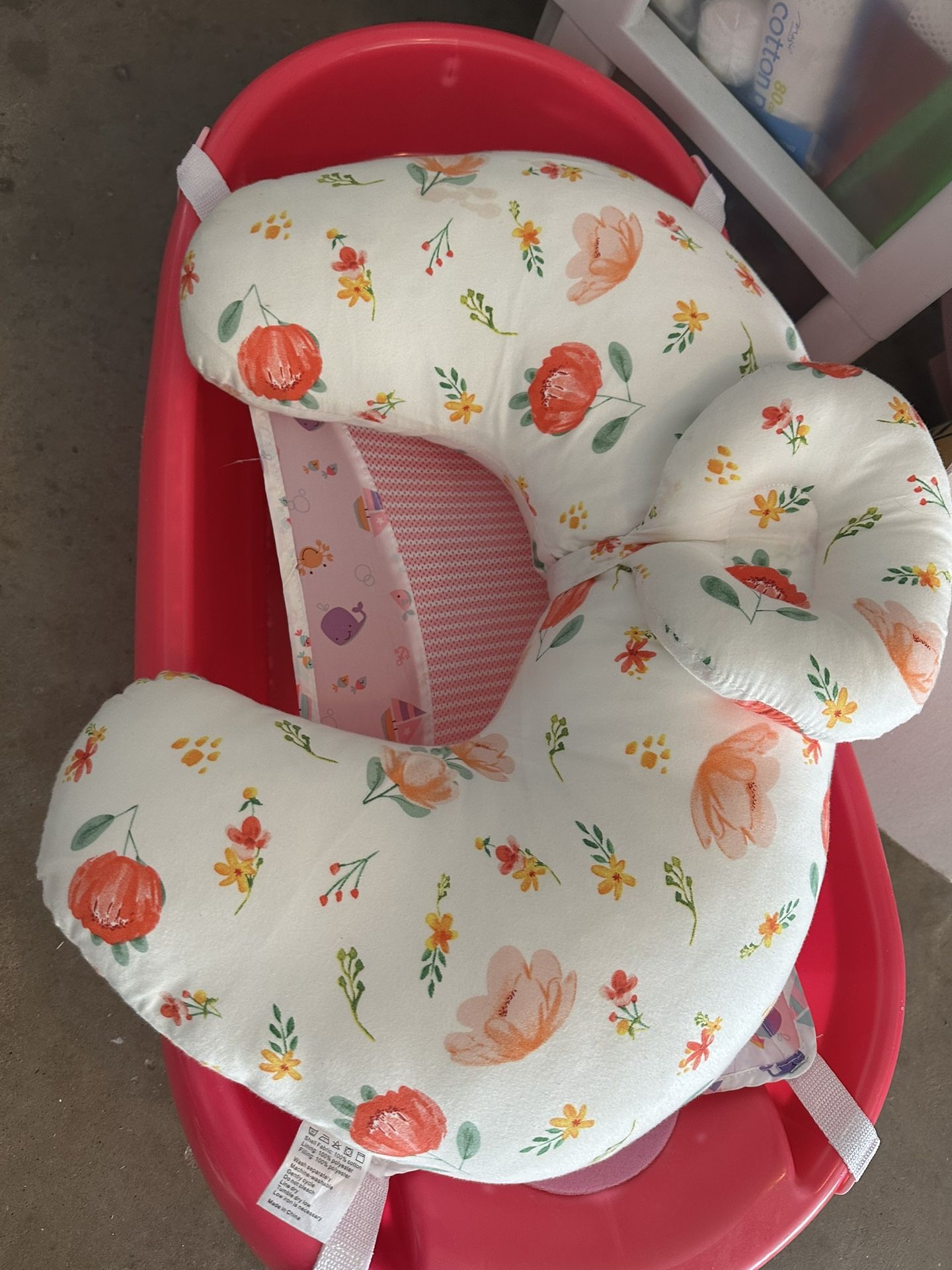 Breastfeeding pillow with baby headrest