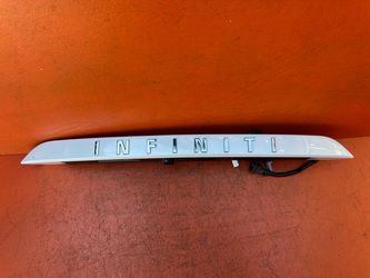 2019 - 2022 INFINITI QX50 TAILGATE MOLDING TRIM LICENSE LIGHT W/ REAR CAMERA OEM