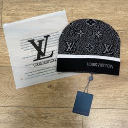 Black and white beanie