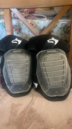 Husky knee pads
