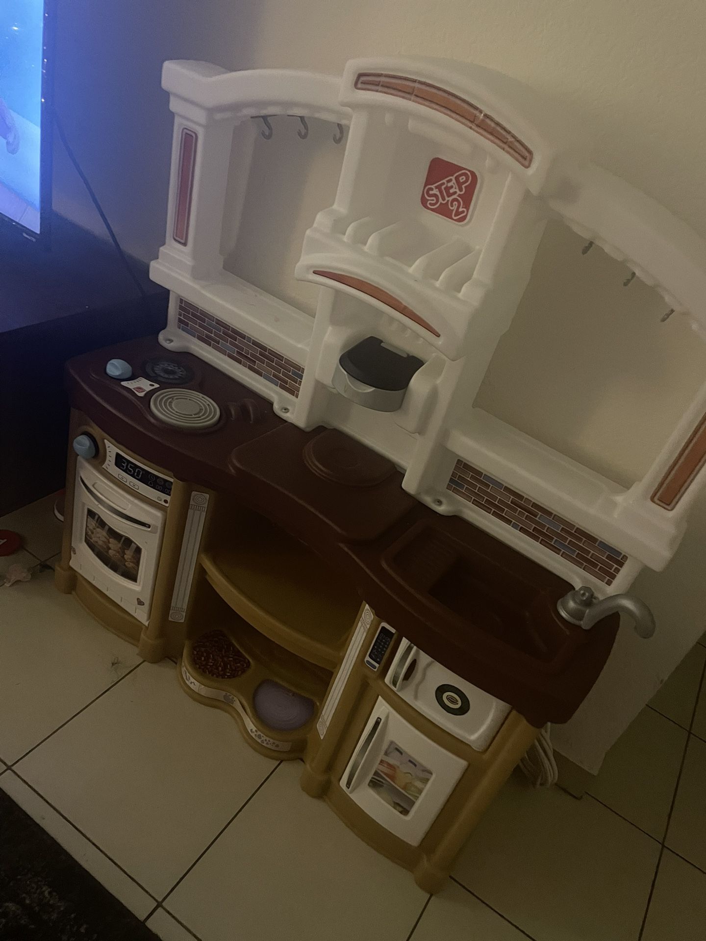 Step 2 Play Kitchen