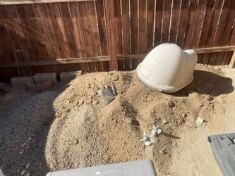 Free dirt /rock