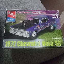  AMT 1972 Chevrolet Nova SS "Old Pro" 1:25 Scale Model Kit 2002