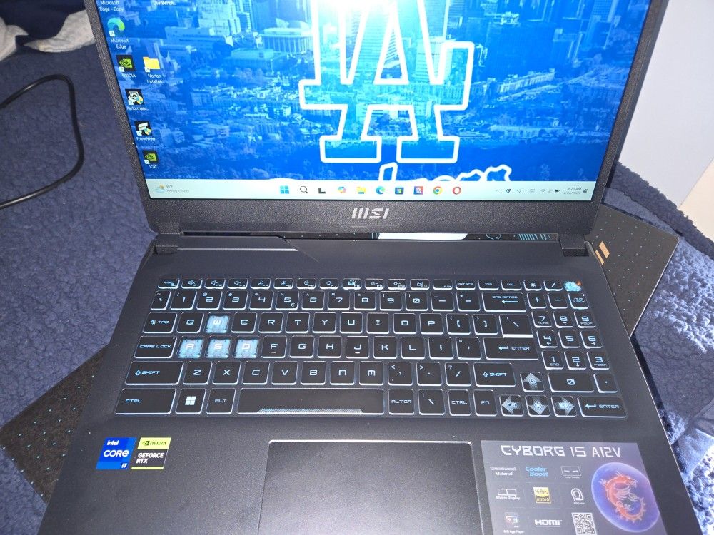 Msi CYBORG GAMING LAPTOP 
