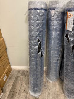 Full size new mattress has small cut so discounted