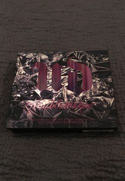 New Urban Decay Trouble Maker Palette