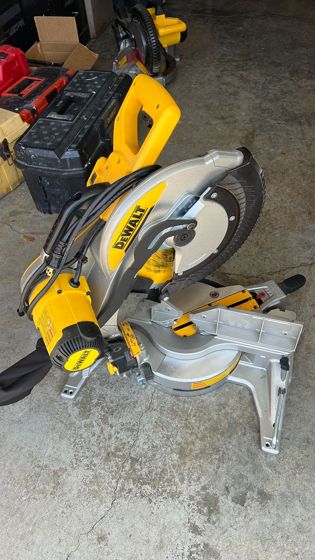 Dewalt