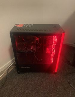 GAMING PC COMPUTER (SPECS IN BIO)