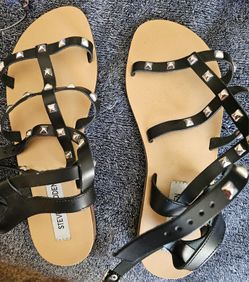 Steve Madden Gladiator Sandals Size 9