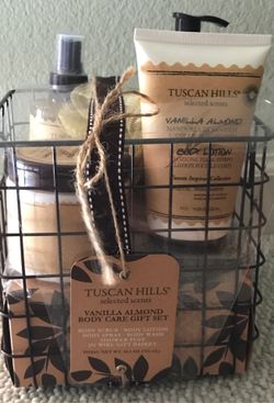 Tuscan Hills Vanilla almond body care gift set