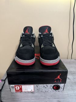 Jordan 4 “Bred”